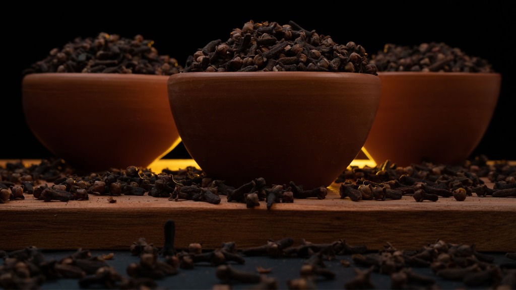 Floating spice particle